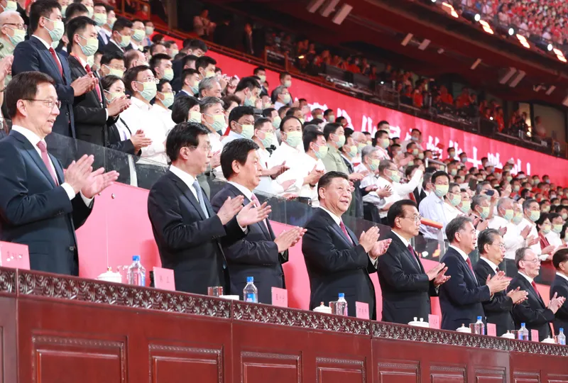 习近平李克强等出席庆祝中国共产党成立100周年文艺演出004.png