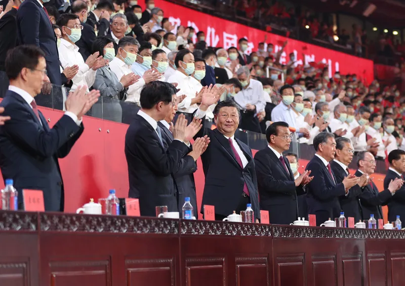 习近平李克强等出席庆祝中国共产党成立100周年文艺演出002.png