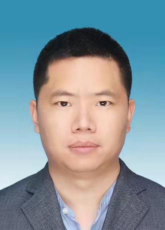 孔伟微.jpg