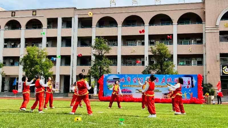 非遗传承焕发新活力！板芙小学举行空竹嘉年华活动2.jpg