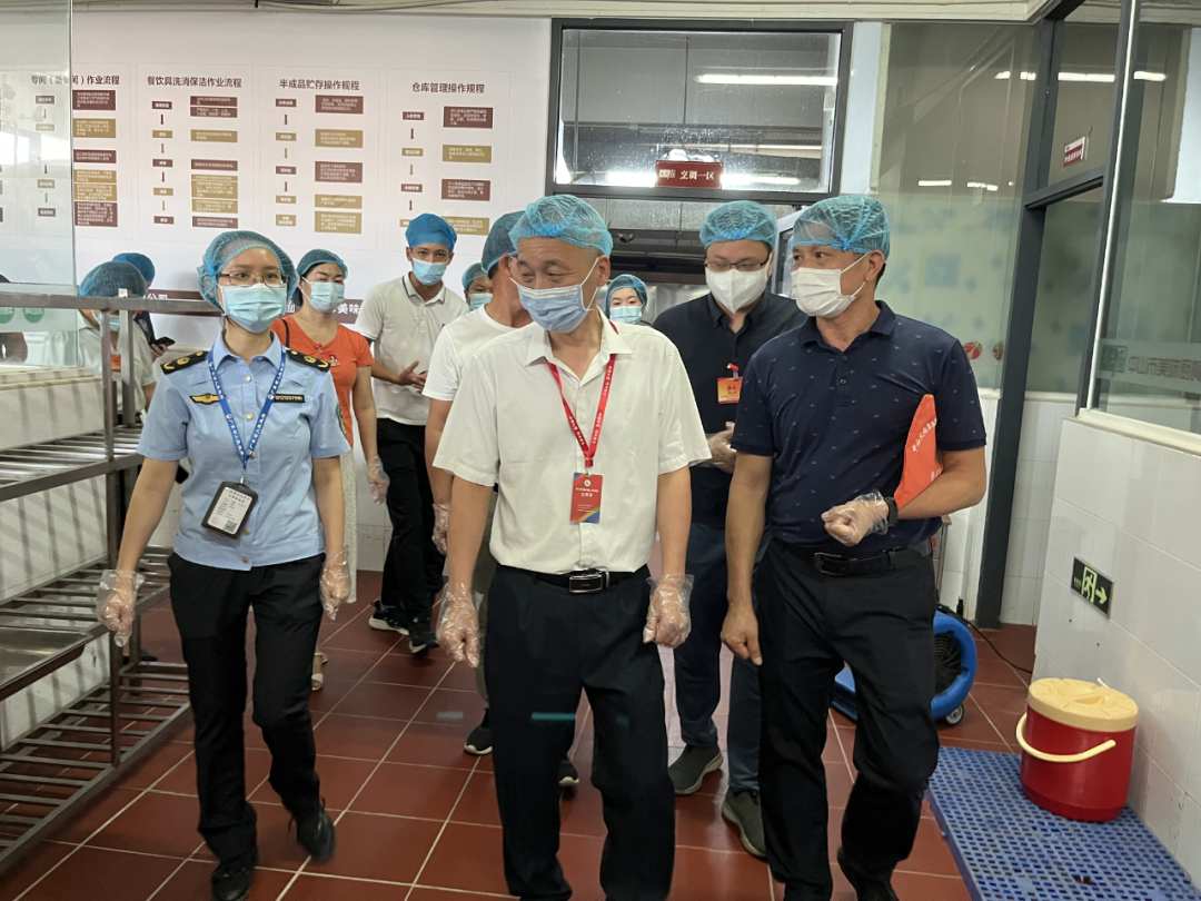 市、镇人大代表开展校园食品安全监督检查活动001.png