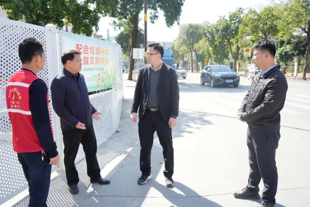 【争创全国文明典范城市】持续推进垃圾分类，建设高质量绿美港口！1.jpeg