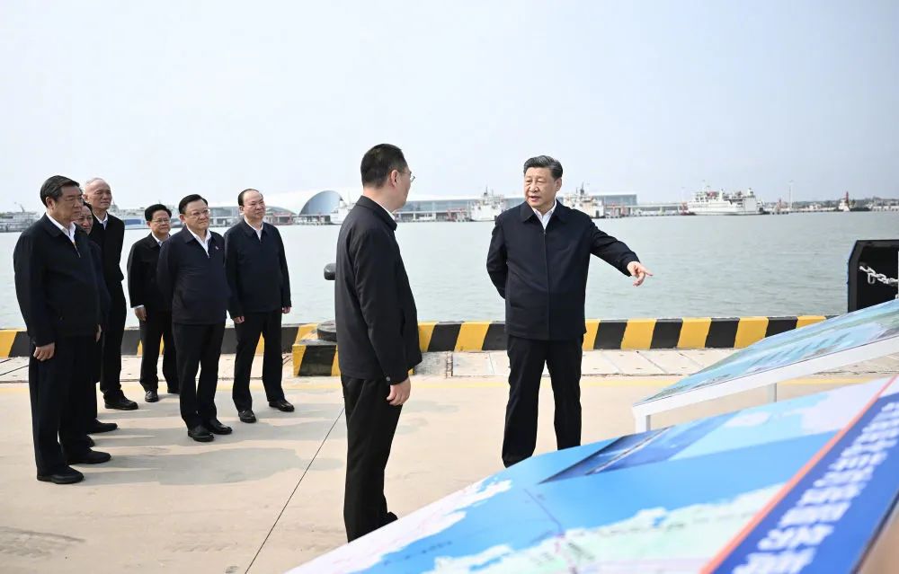 习近平在广东考察调研06.jpeg