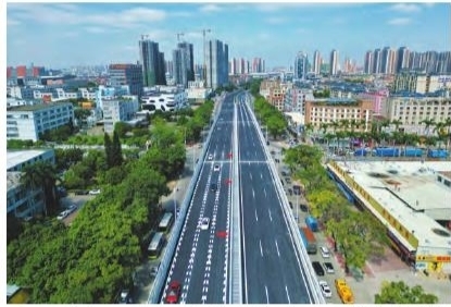 南三公路东福路跨线桥通车