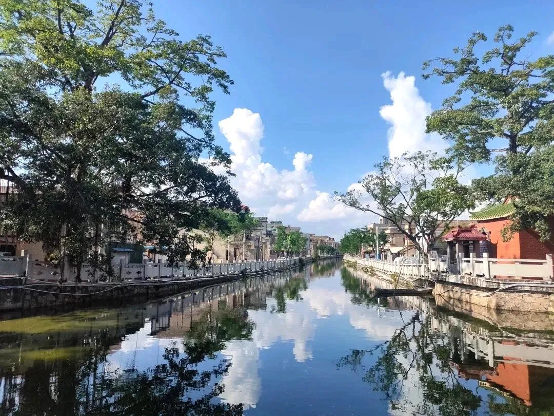 肖展欣：加快构建全市“供水一盘棋”格局，持续推动水污染治理工作提质增效1.jpeg