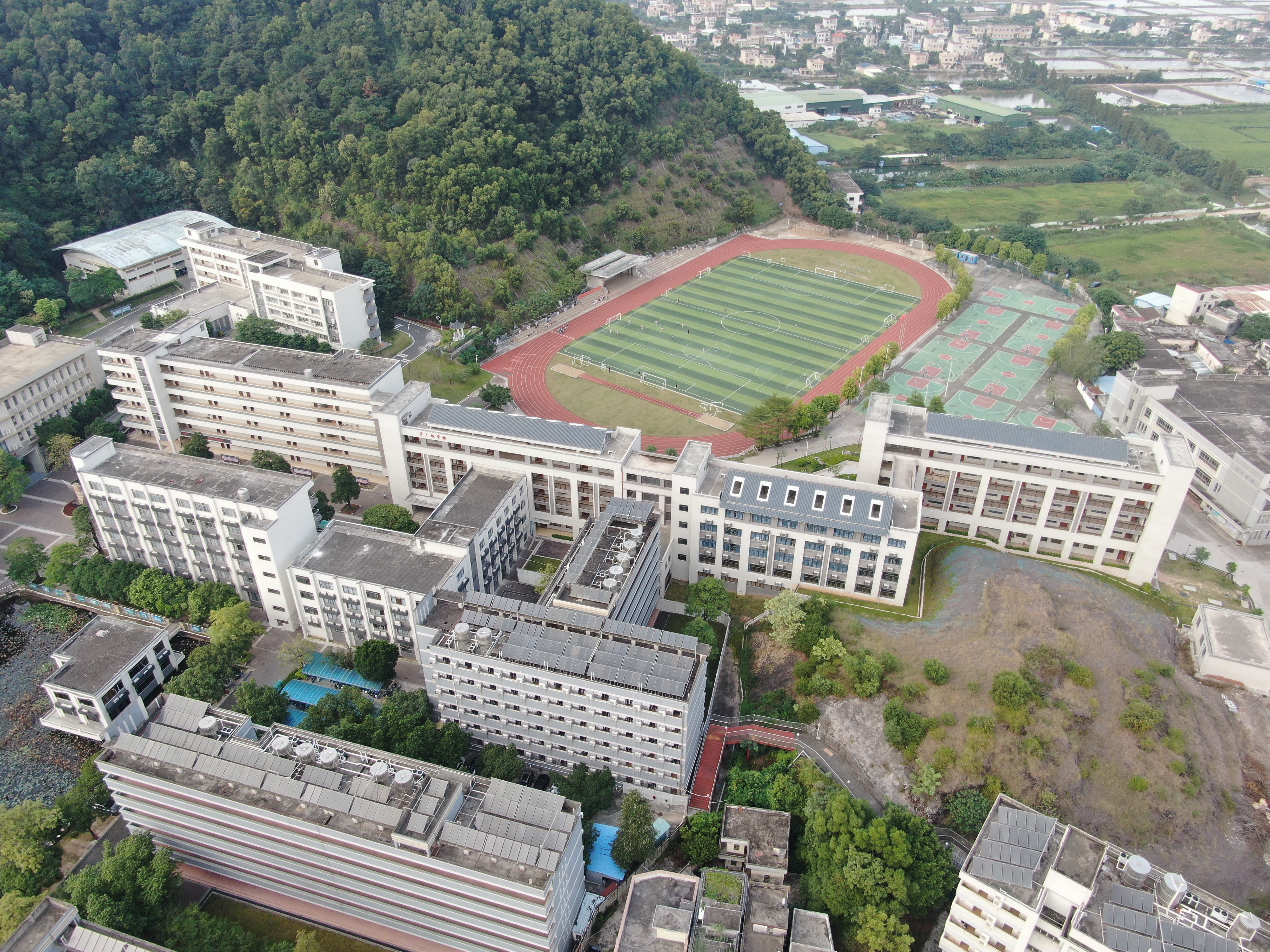 二中.jpg