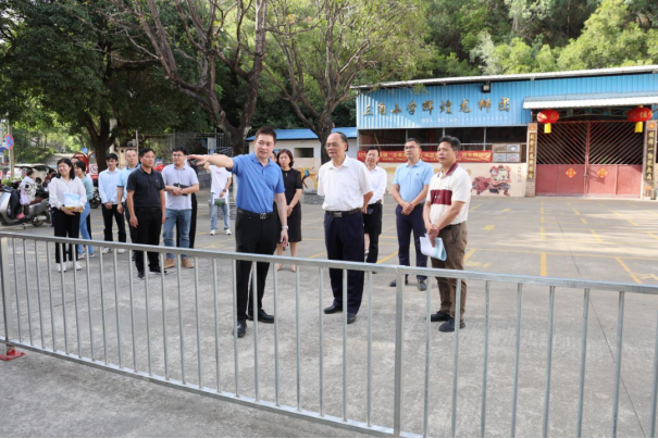 市“百千万工程”工作指导组深入三角镇调研