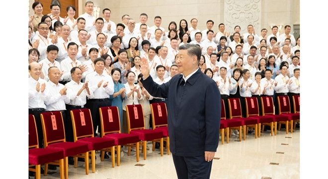 习近平：加快建设教育强国