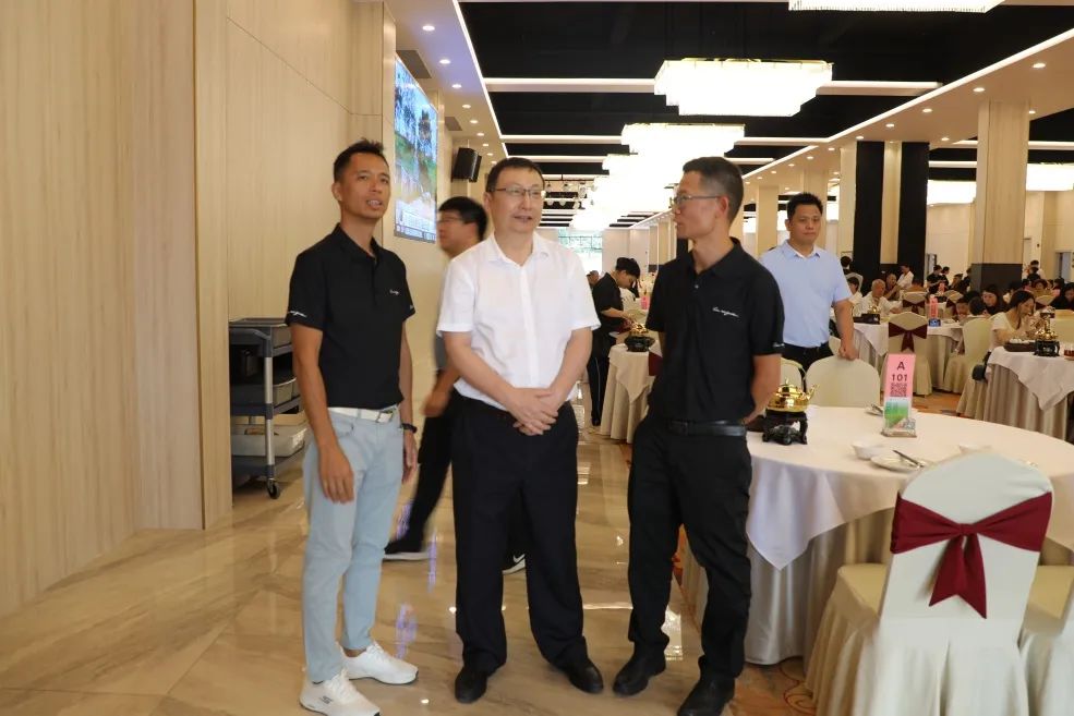 聚力文旅产业发展，徐宁军调研罐头艺术花园