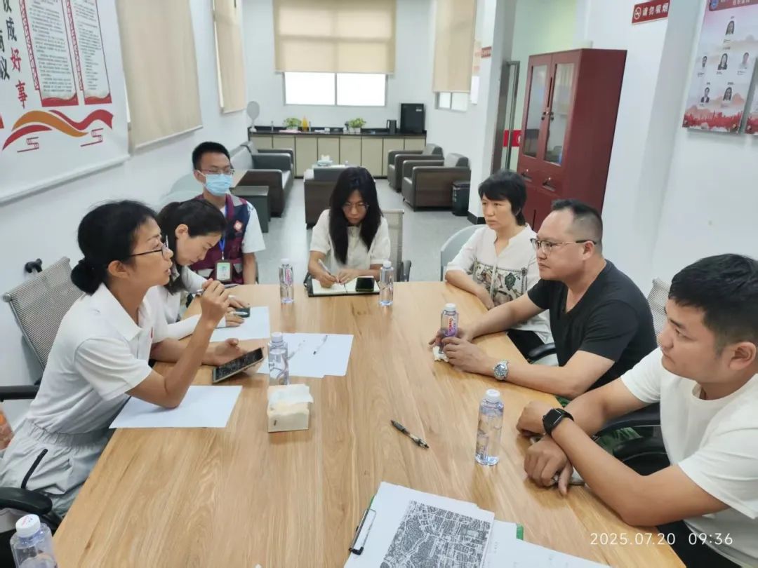 白镇召开会议图.jpg