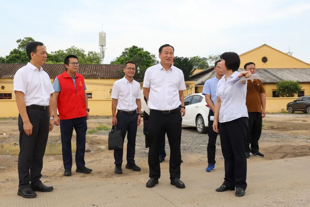 市委常委、组织部部长梁子财到小榄督导检查基孔肯雅热疫情防控工作