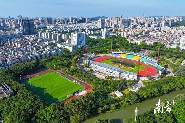 Zhongshan builds ...