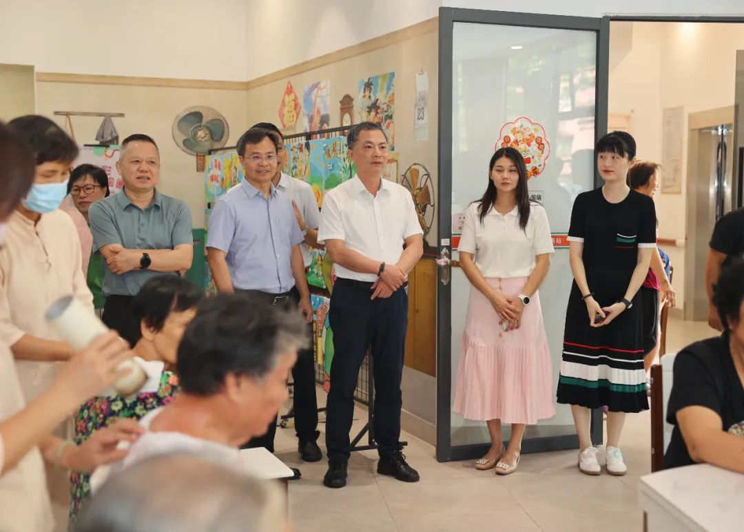 福建省红十字会考察团到榄考察调研