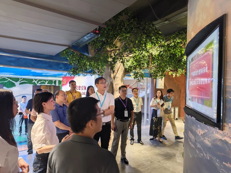 普法宣传｜中山市开展“八五”普法规划总结验收暨2025年国家机关“谁执法谁普法”履职报告评议活动实地调研3.jpg