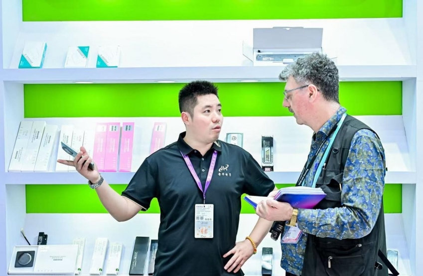 A four-day international lighting fair ended on Saturday in Guzhen of Zhongshan, Guangdong province. (Photo provided to chinadaily.com.cn)