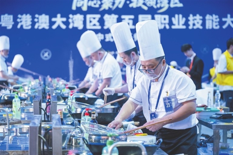 Cantonese cuisine ch...