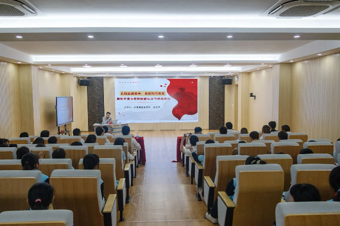 沙溪镇党委书记黄景辉为沙溪学子开讲“思政第一课”