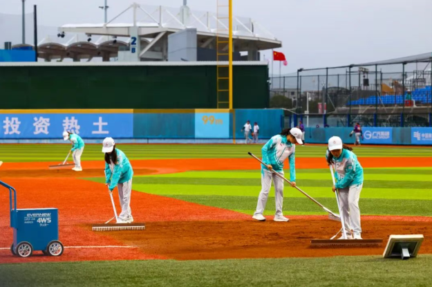 中山小榄护航十五运棒垒球赛事顺畅运行