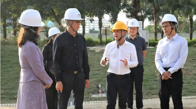 市政协党组书记、主席庄树俊赴小榄镇走访调研