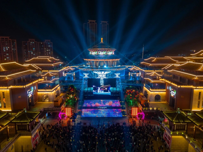 郭文海调研中山市沙溪•大涌时尚服装周：推动文旅消费与服装产业深度联动 把红博城打造成为“不夜经济城”