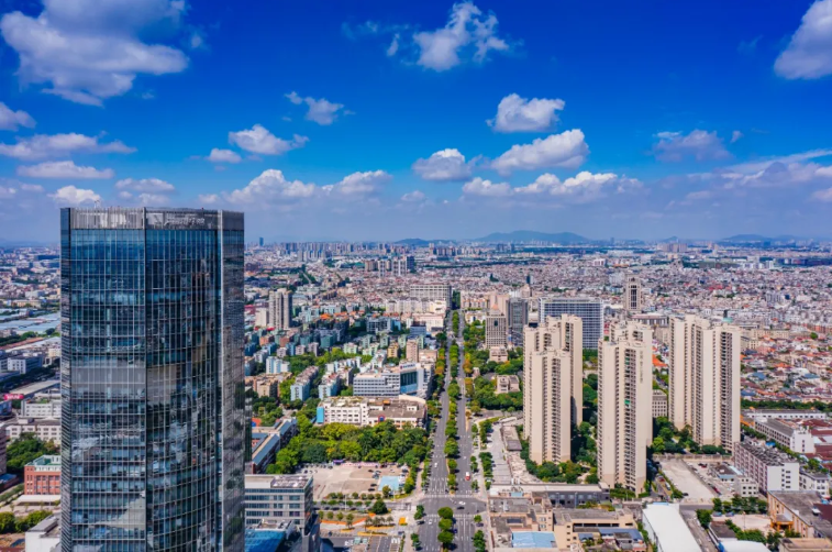 小榄镇召开一季度经济形势分析会