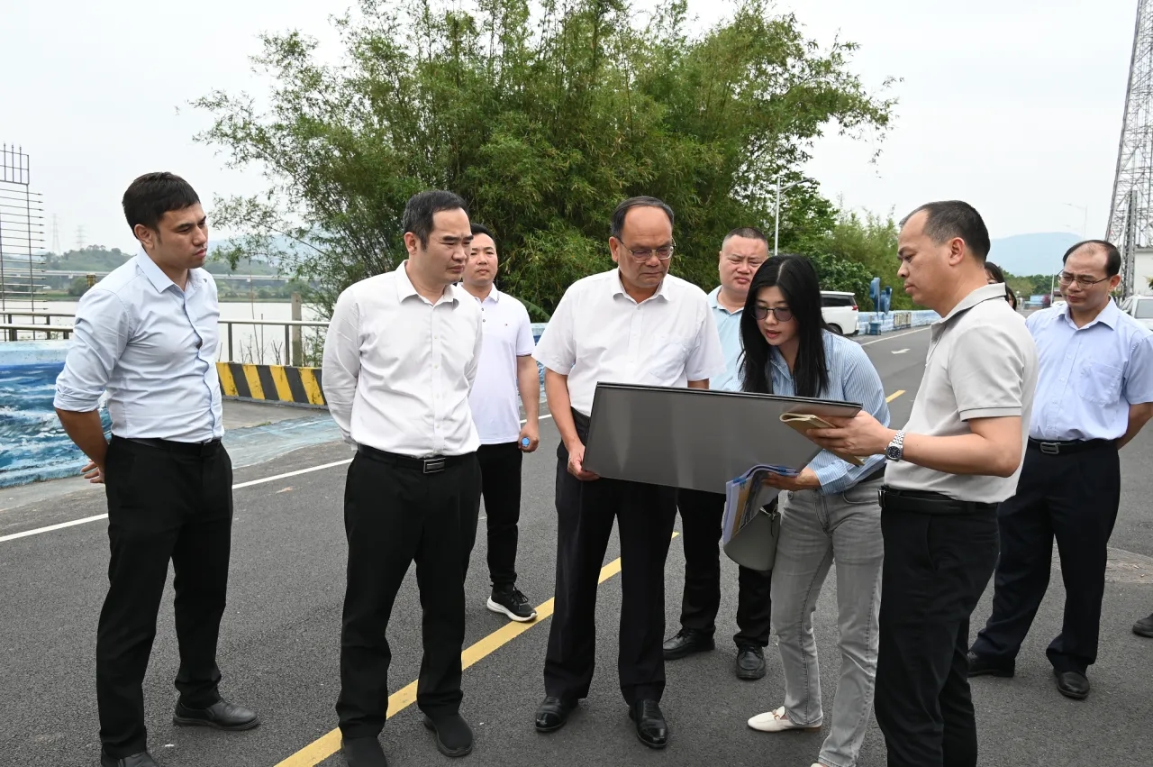 一线把脉明方向 精准指导促提升 | 市指导组深入神湾镇调研“百千万工程”典型村建设