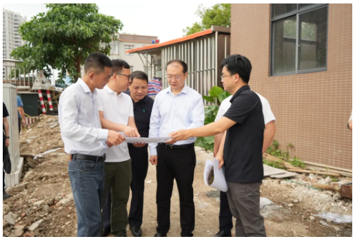 治水提速提质!中山市港口镇主要领导实地调研河涌综合整治工作.png