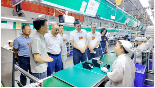市人大常委会到港口镇开展 “助力优化营商环境・人大代表在行动” 专题视察2.png