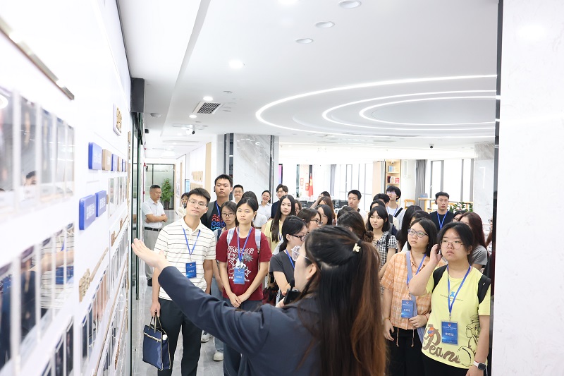 法律职业探秘|青年学生法律职业公益体验营顺利举行2.JPG