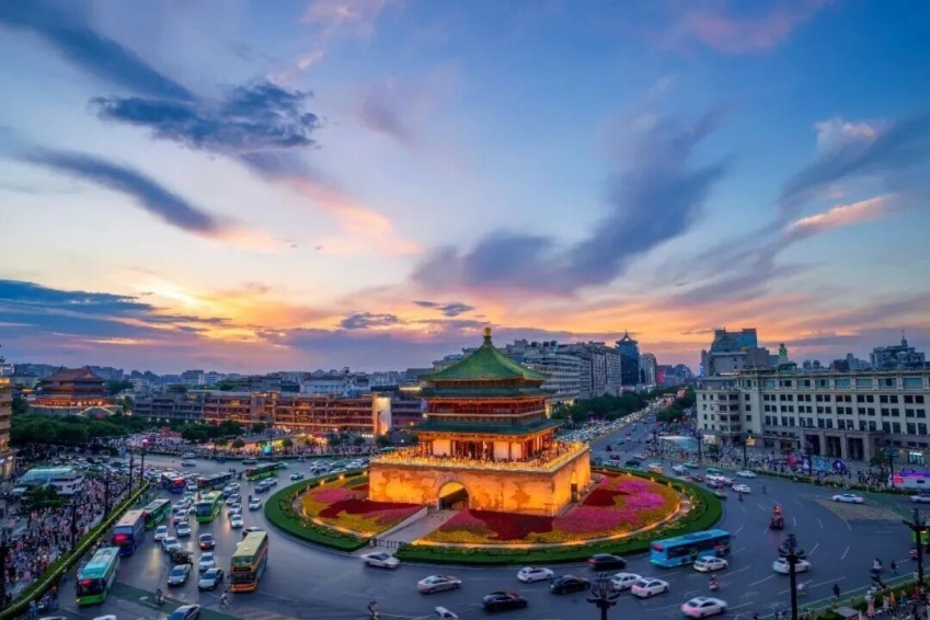 Xi'an Bell Tower. Photo provided to Zhongshan Plus 