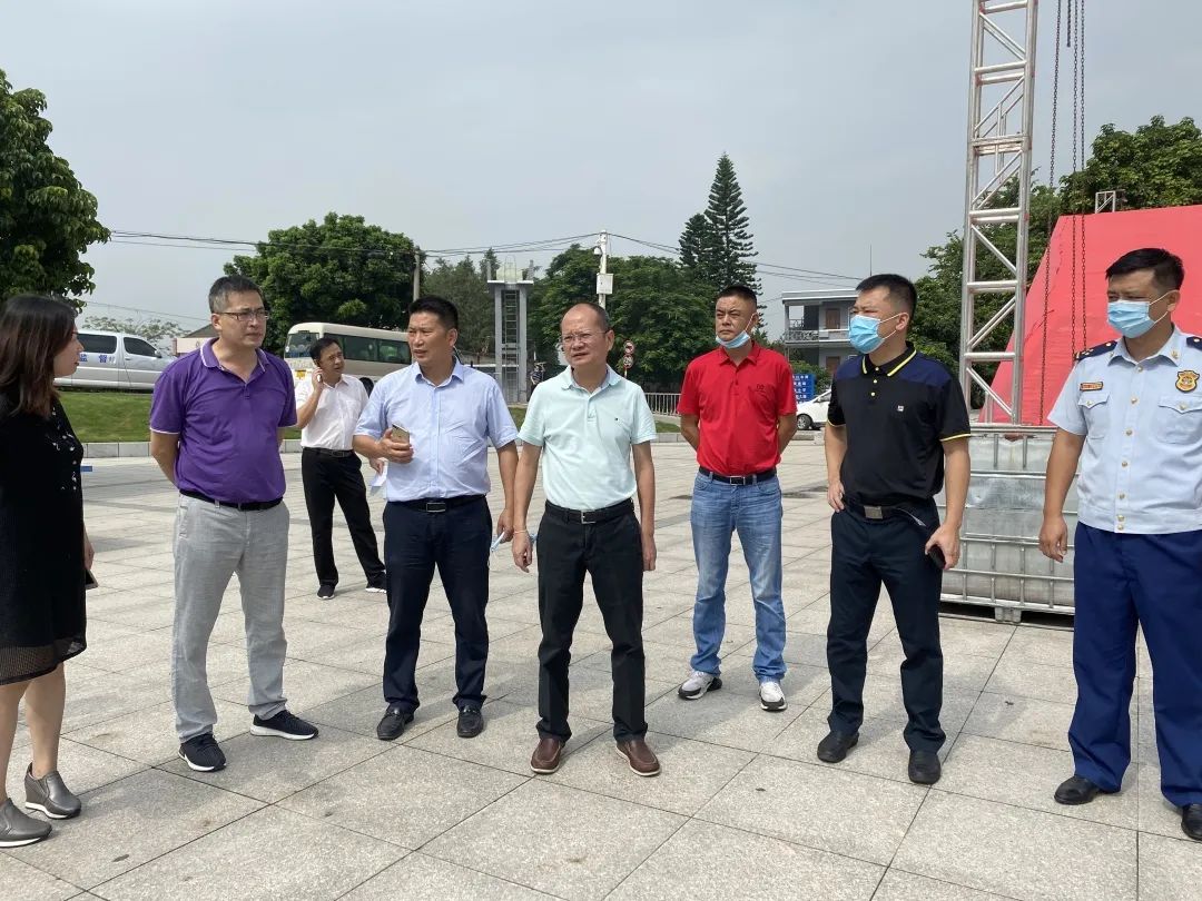 2020-9-29港口镇开展节前安全生产和疫情防控工作督查.jpg