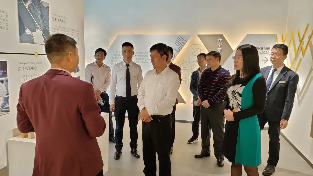 2021-2-22陈有兴节后走访调研企业.jpg