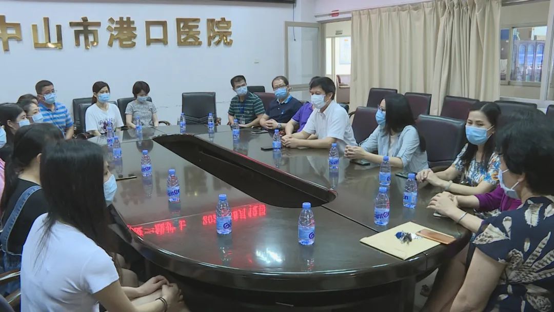 2020-5-13陈有兴向一线医护人员致以节日问候003.jpg