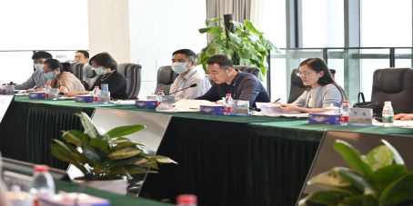 财经工委一级调研员刘开宗,市商务局党组成员,市贸促会主任刘鸿渐